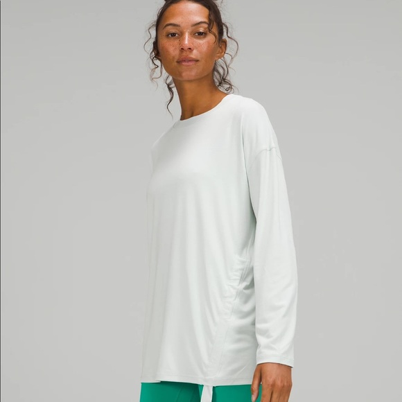 NWT Lululemon Side Cinch Long Sleeve Crew-Ocean Air - Picture 2 of 9